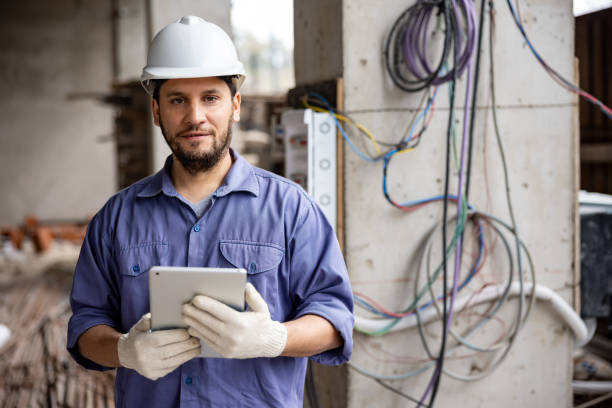Best Affordable Electrician  in Vicksburg, MS